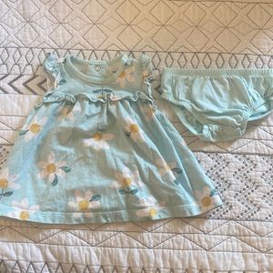 ✨2/$15 Carters Daisy Dress & Diaper Cover | 3 Months‎